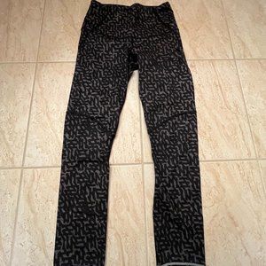 Lululemon Pattern Leggings Size 0
